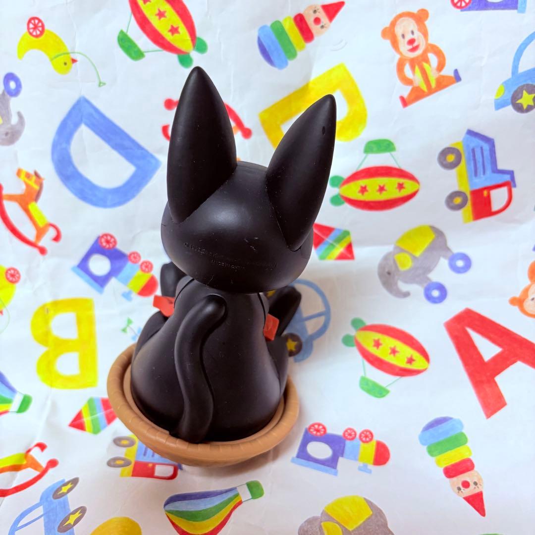 魔女の宅急便　ジジ　おおきくゆらゆら　おきあがちこぼし