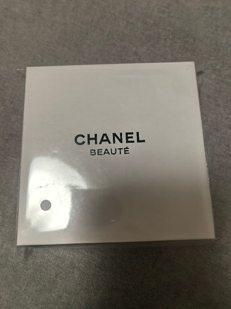 CHANEL コンパクトミラー ゴールド 金属製 正規品