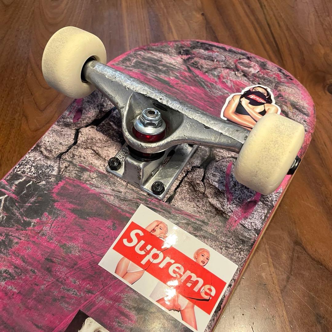 ファッキンオーサム　スケートボード　スケボー　コンプリート　インディペンデント