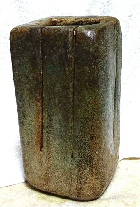 河本五郎造花入T147