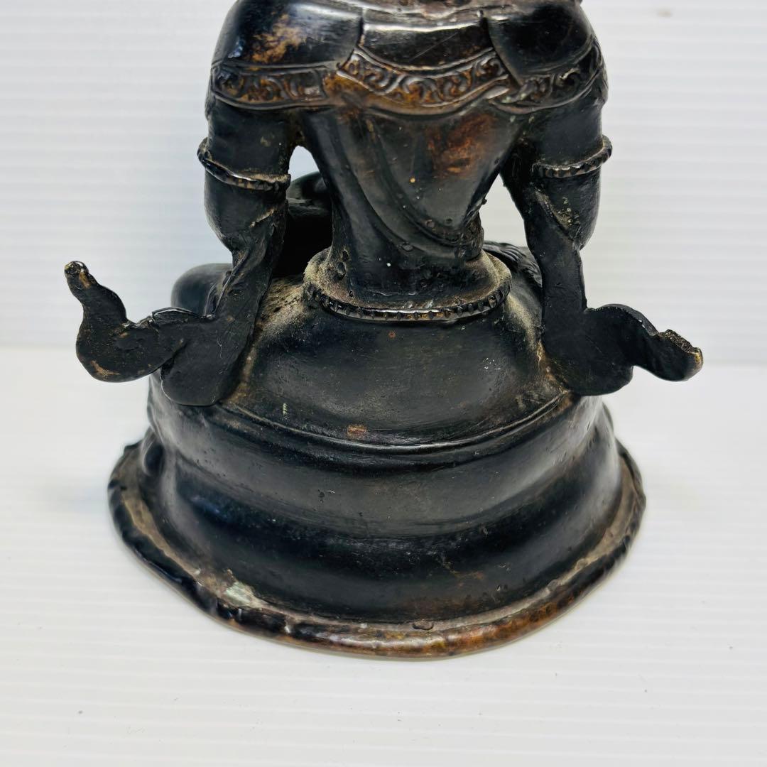 銅仏座像 チベット 仏教美術 仏像 佛 置物 銅製 骨董品 時代品 美術品