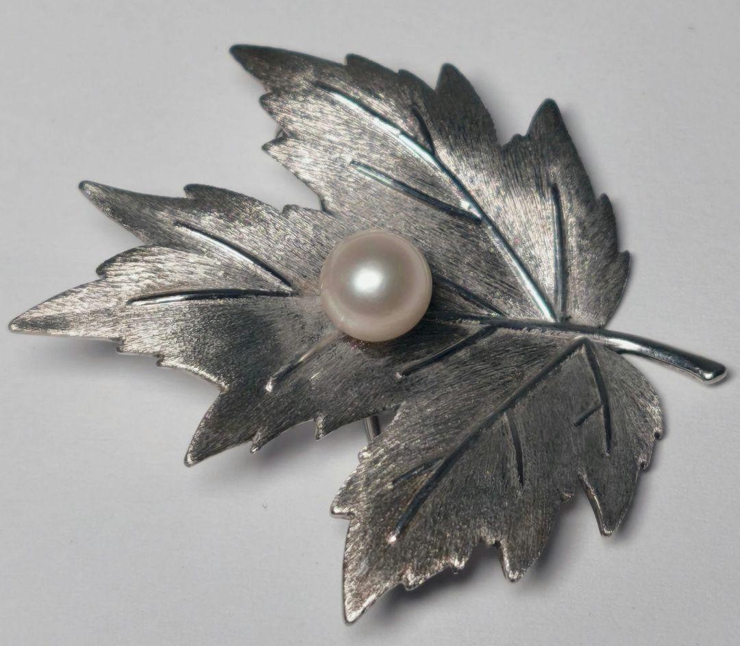 【美品 最高級】ミキモト ブローチ パール リーフ 1珠 皇室御用達 正規品