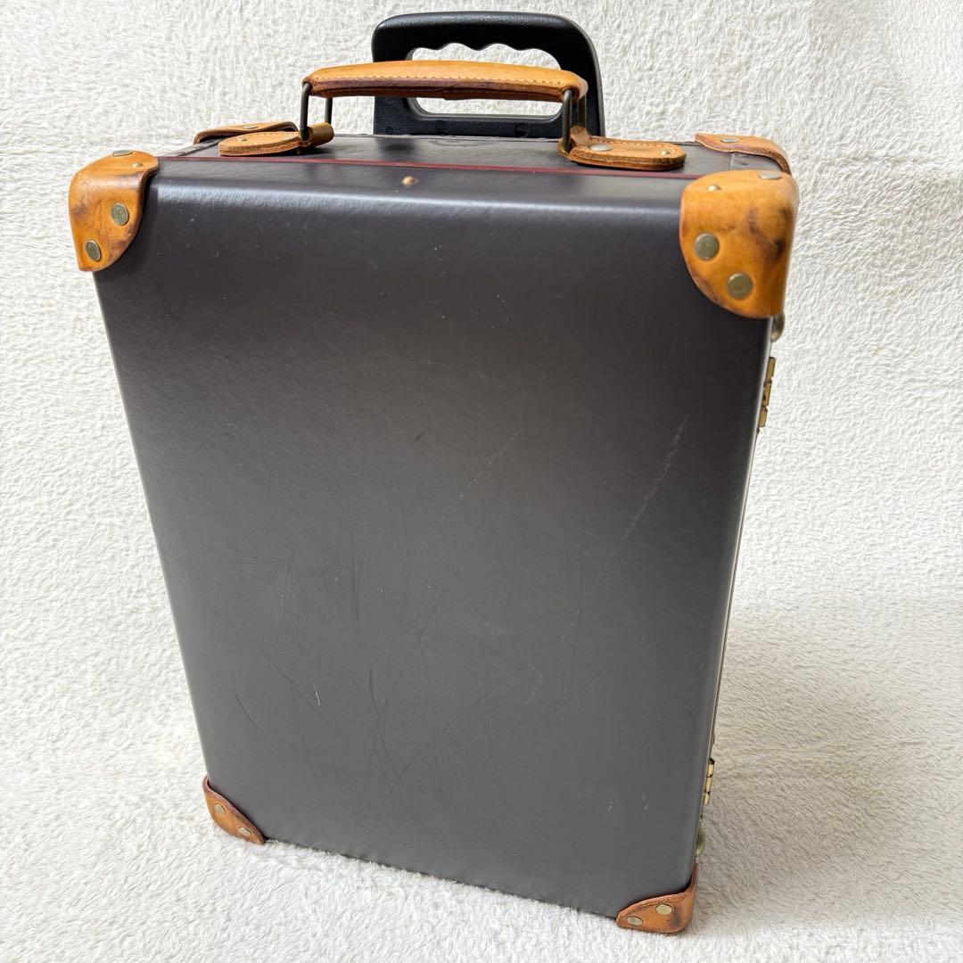 グローブトロッター サファリ スモールキャリーオン 30L 機内持込可