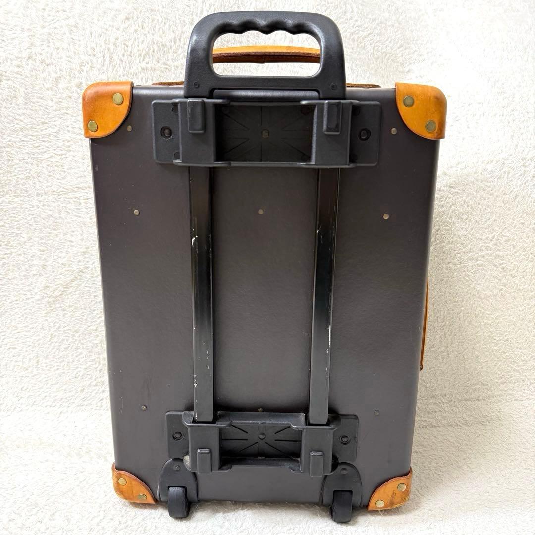 グローブトロッター サファリ スモールキャリーオン 30L 機内持込可