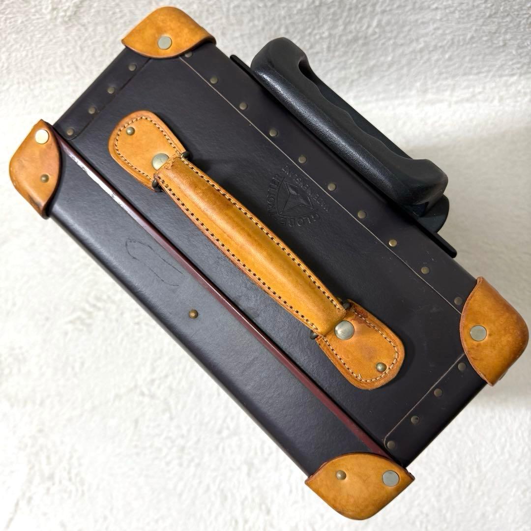 グローブトロッター サファリ スモールキャリーオン 30L 機内持込可