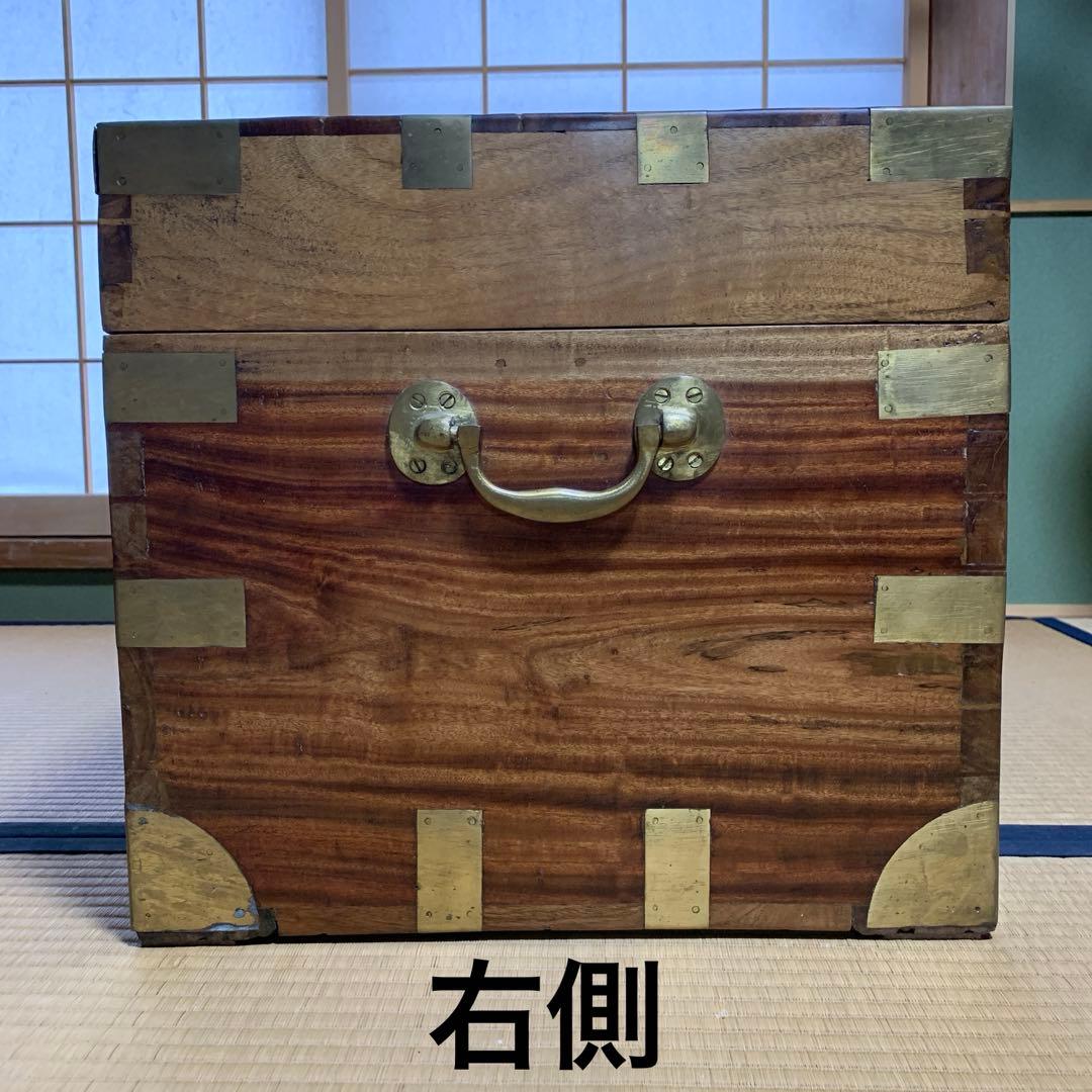 アンティーク! 楠の木トランク