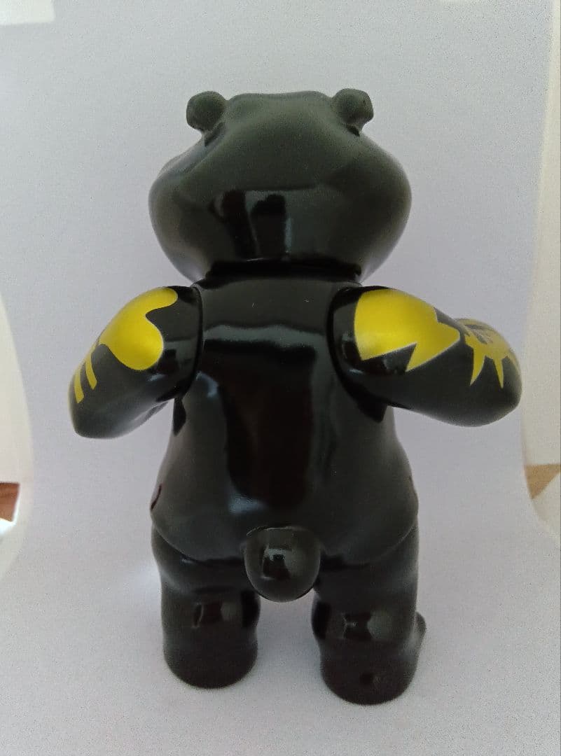 Hariken マッドパンダ MADPANDA ソフビ　フィギュア　黒、金