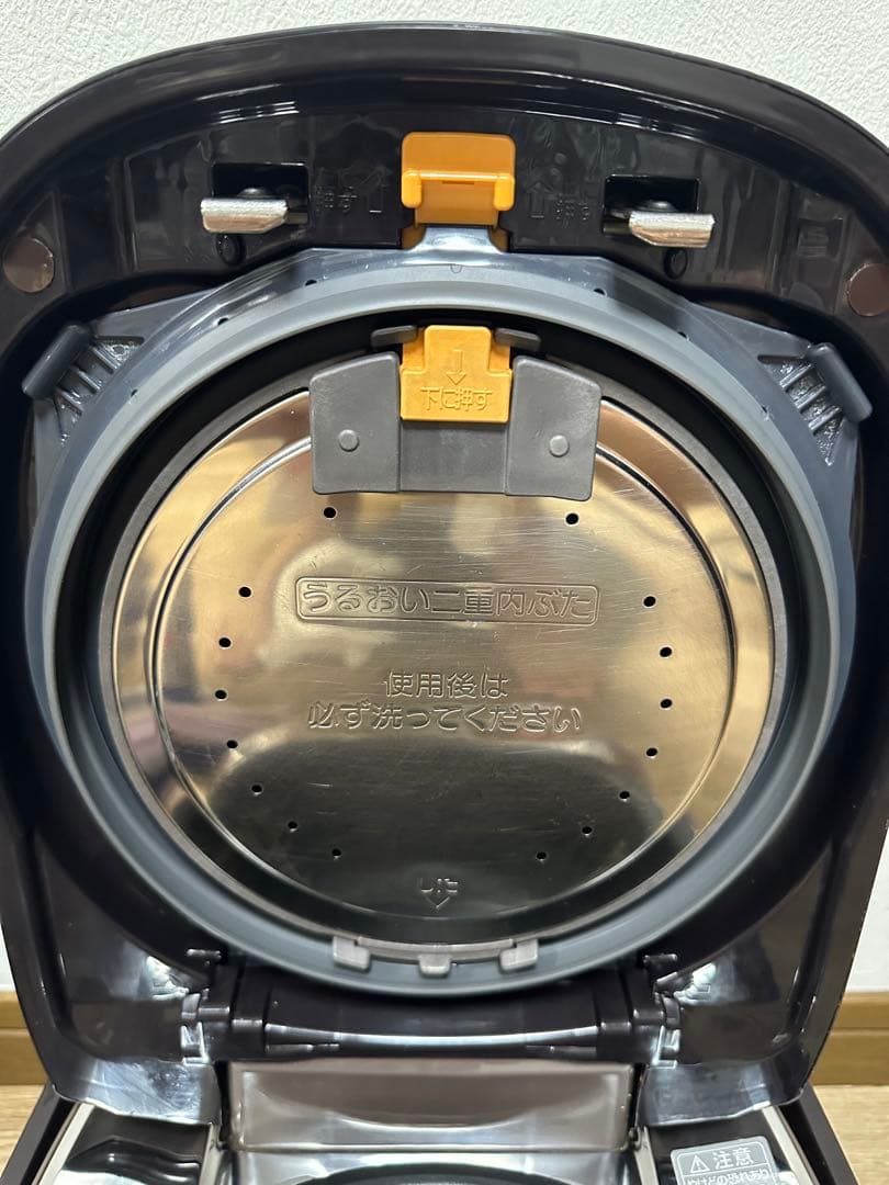 圧力IH炊飯器 NP-WD10 象印 2015年製