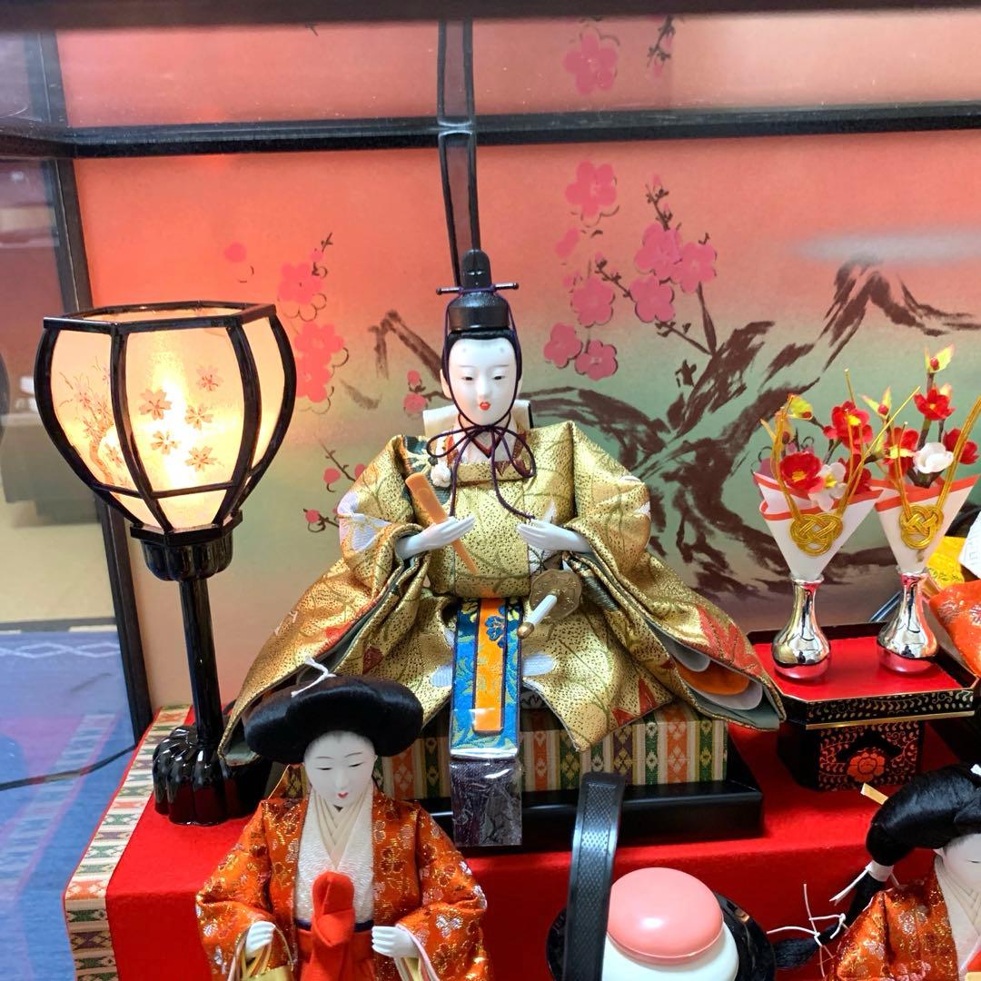 雛人形　7人飾り　3段　ケース　オルゴール　灯りつき