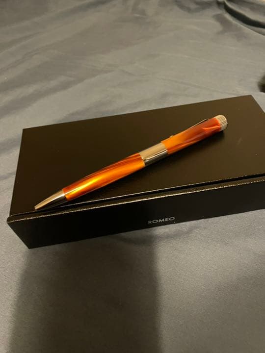 【新品未使用品】伊東屋 Romeo No. 3 イタリアンアンバー(細軸)