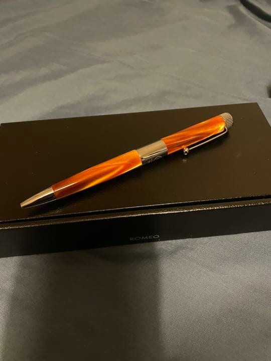 【新品未使用品】伊東屋 Romeo No. 3 イタリアンアンバー(細軸)