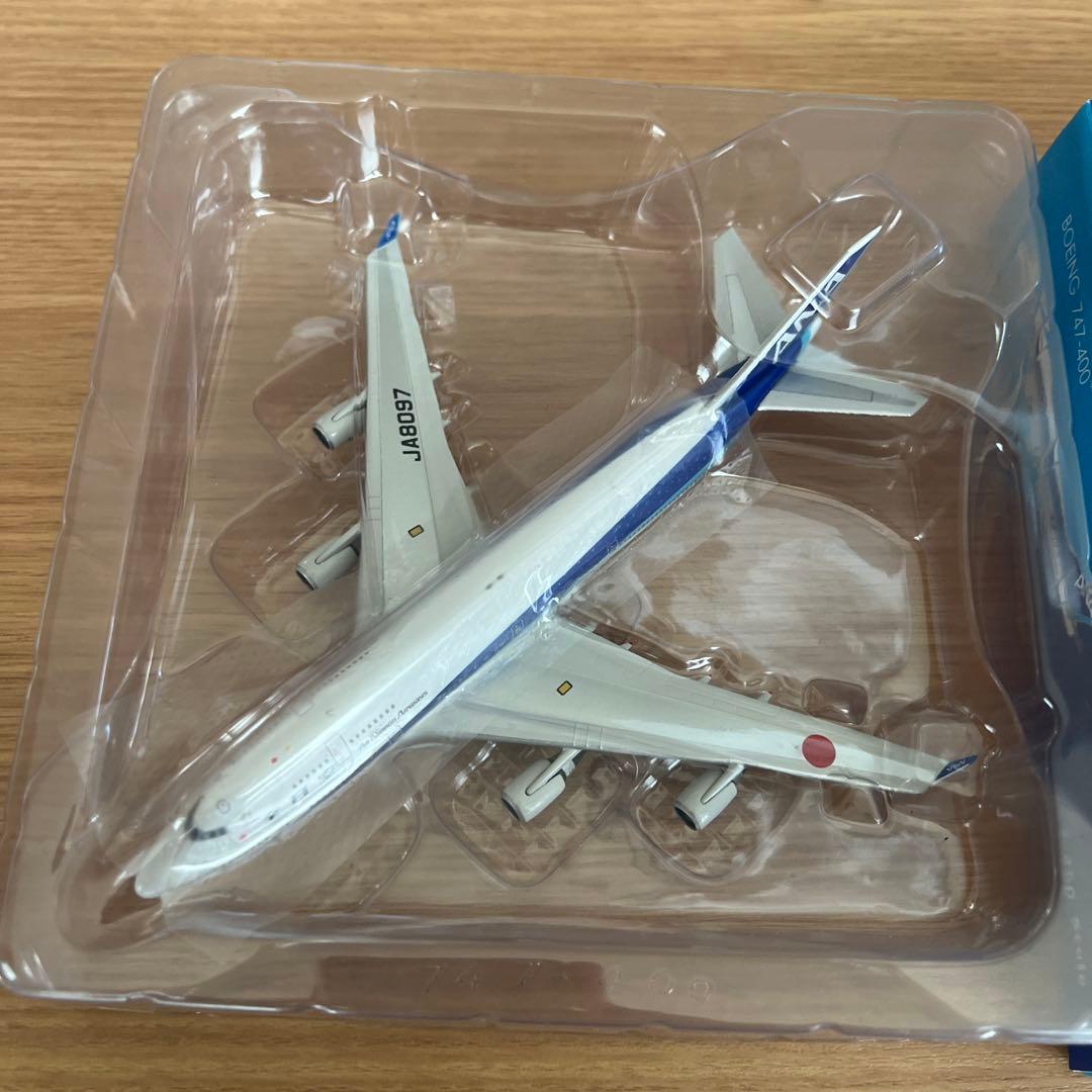 航空機・ヘリコプター ANA B747-400 1/400