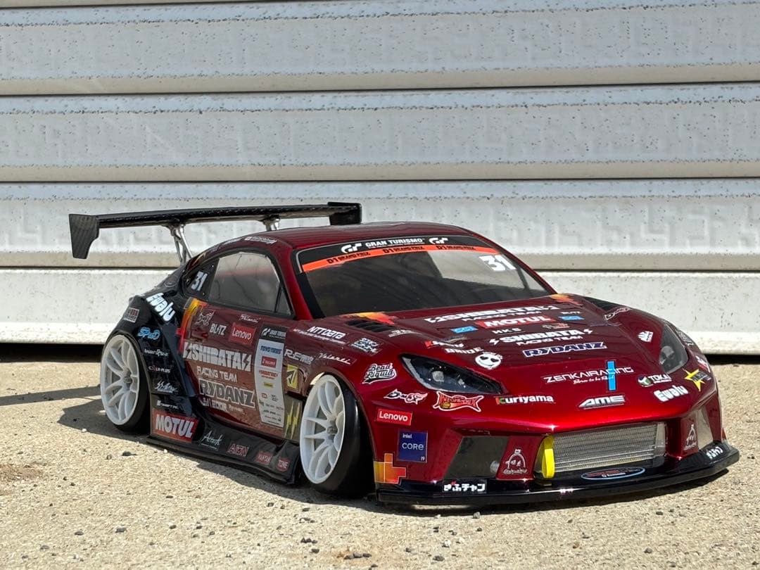 r31HOUSE gr86ラジコンボディー　SHIBATA仕様 塗装済未走行