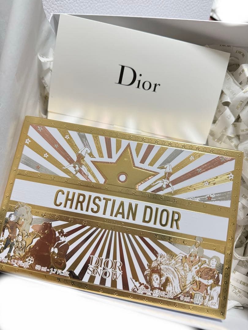 Dior スノーエッセンス ホリデー(限定品)