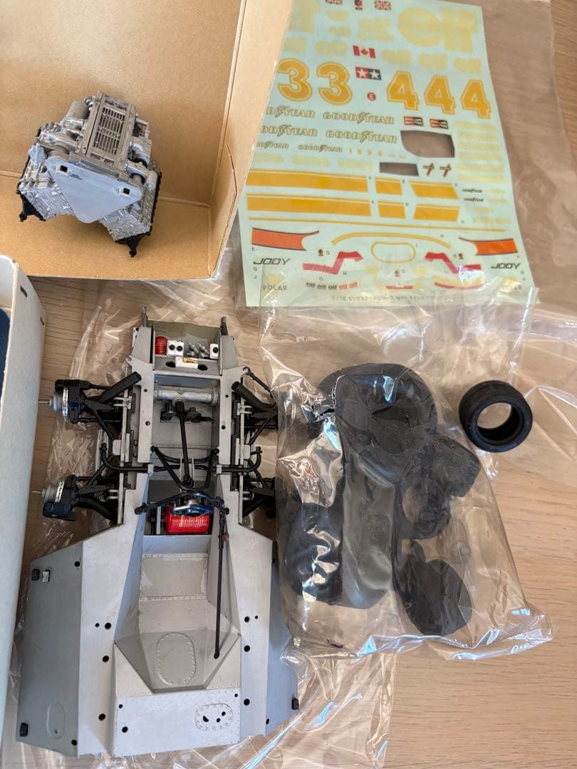 タイレル　p34 シックスホイーラー　プラモデル　1/12 f-f1