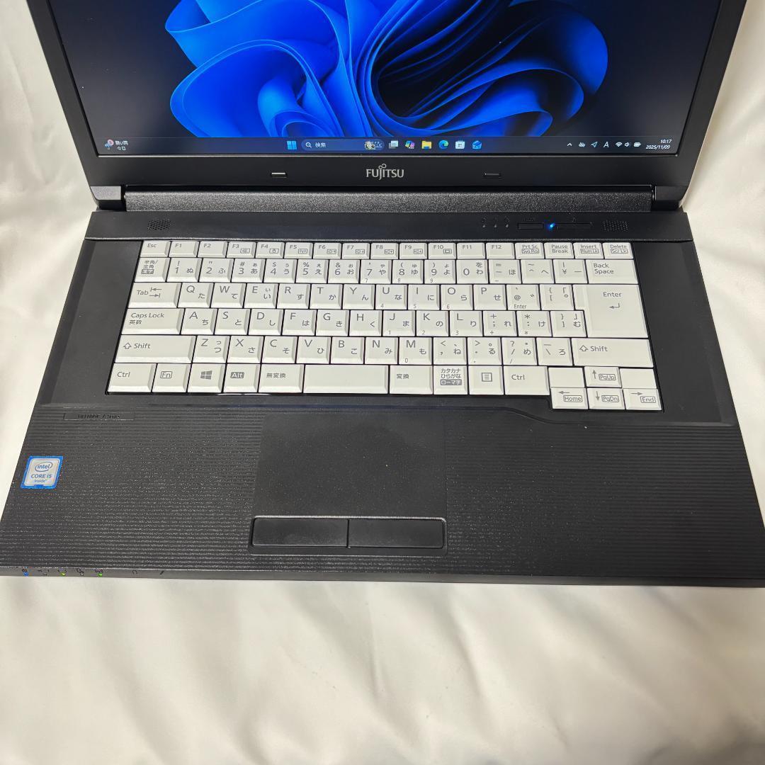 F07C【美品】15.6型FHD/i5第6世代/8GB/SSD512GB
