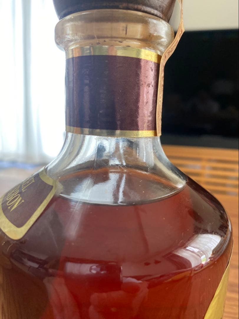 新品箱付ハンコックリザーブシングルバレル 750ml 44.5%バーボン