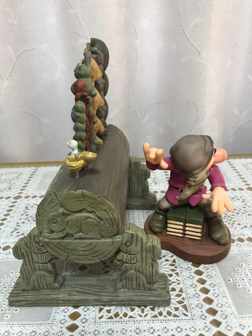 ディズニーWDCCグランピーフィギュアリン