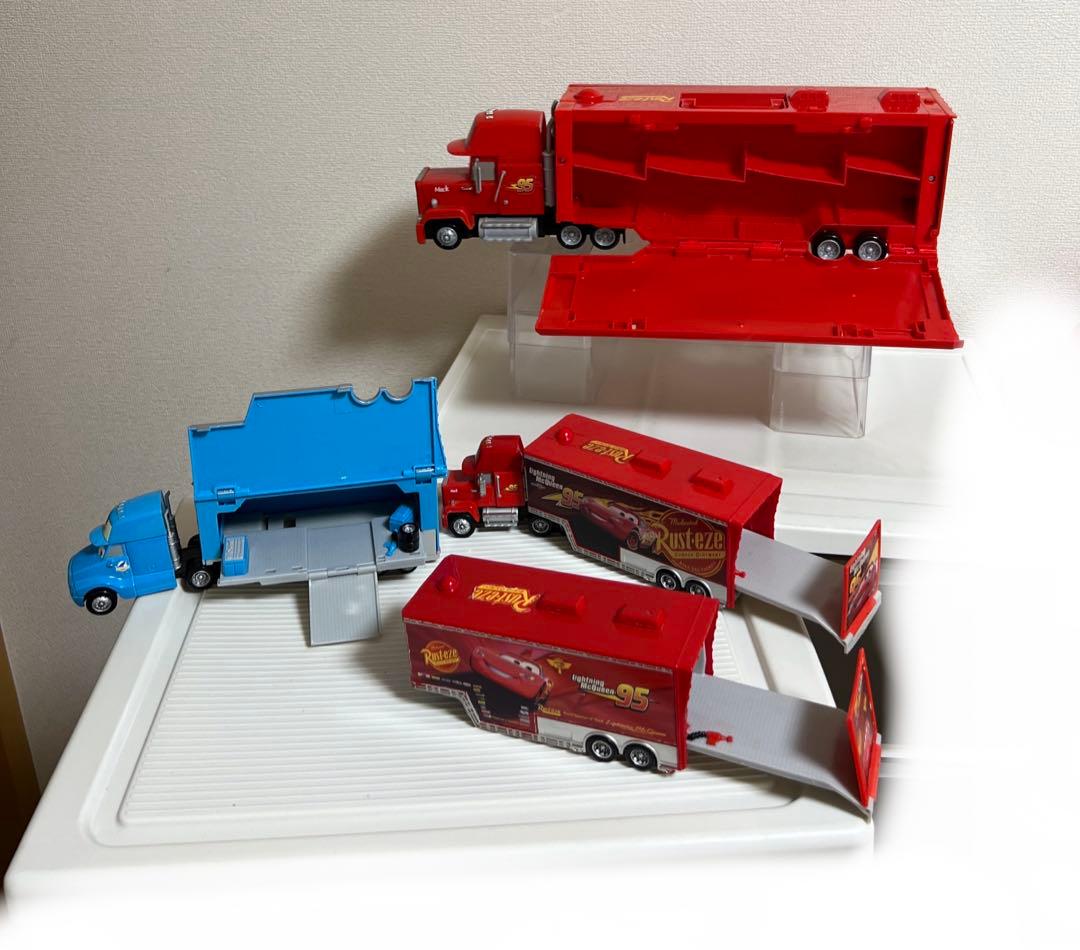 カーズ、マテル、マックトレーラー、キングトレーラー（ミニカー収納付き）