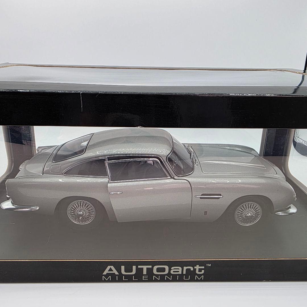 希少　AUTOart製　Aston Martin　DB5　1/18 ミニカー