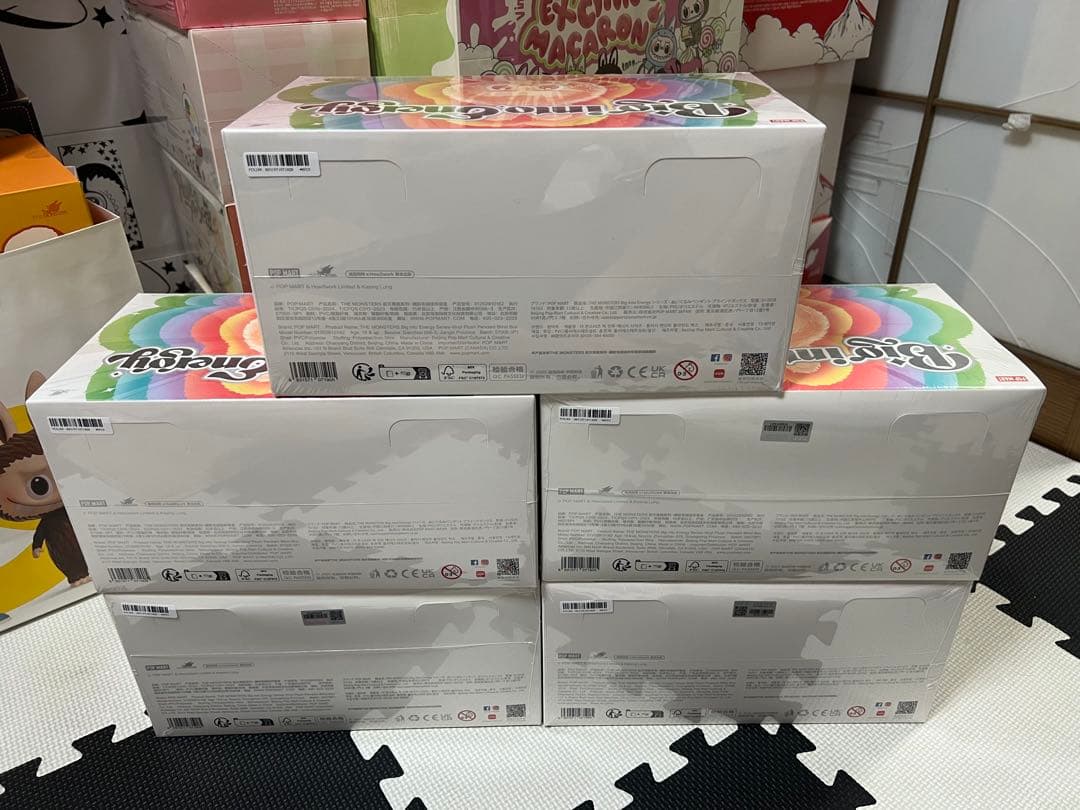 正規品・未開封　Labubu Big into Energy アソートボックス