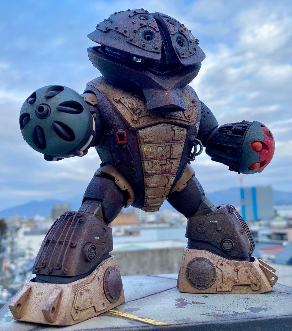 ガンプラ MG 1/100 MSM-04 アッガイ　完成品