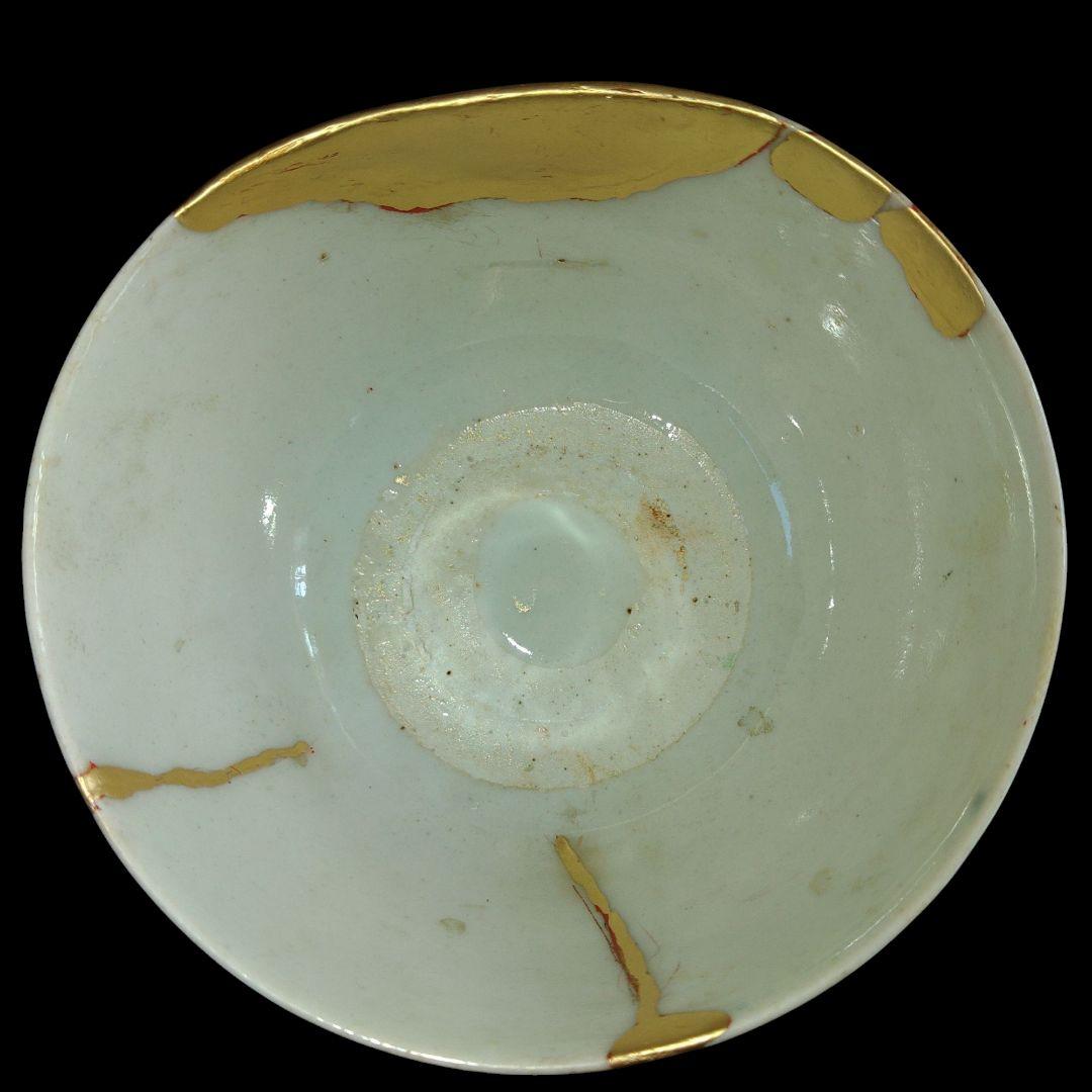 1750年～1770年代　古伊万里　雪輪草花文染付碗　金継　骨董品　見込蛇目秞剥