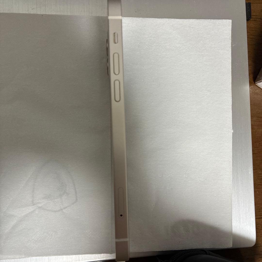 Apple iPhone 12 ホワイト 本体