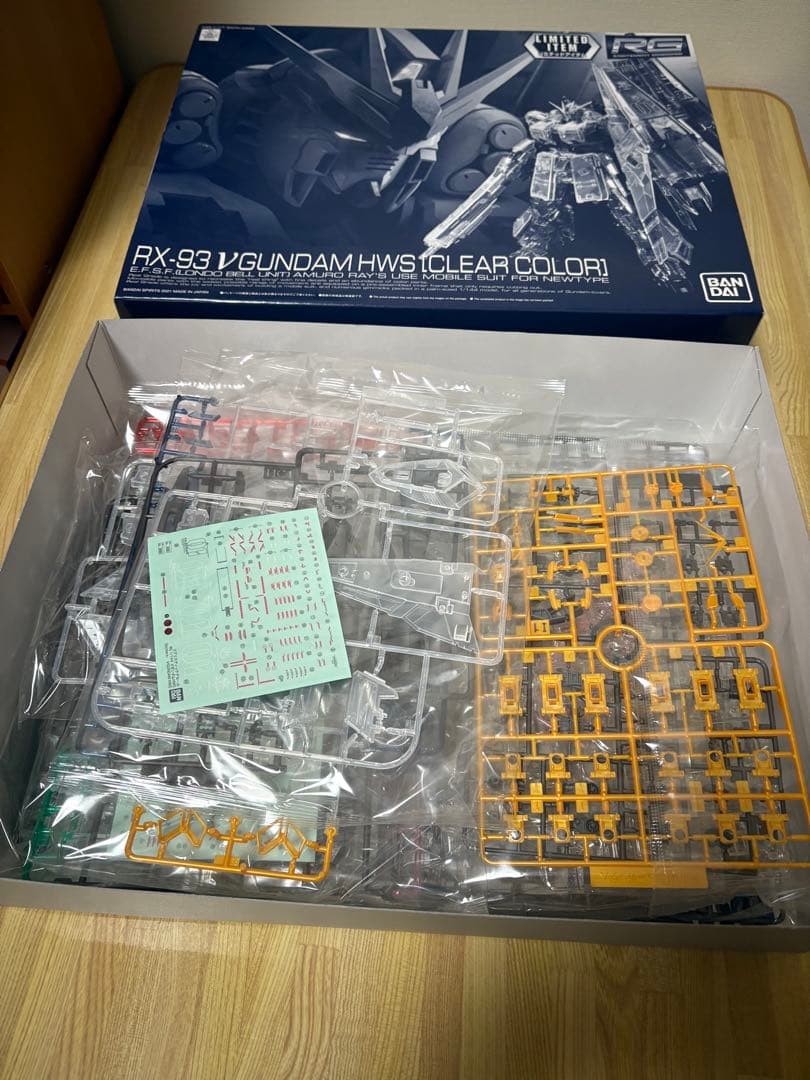 RG 1/144 νガンダムHWS [クリアカラー]