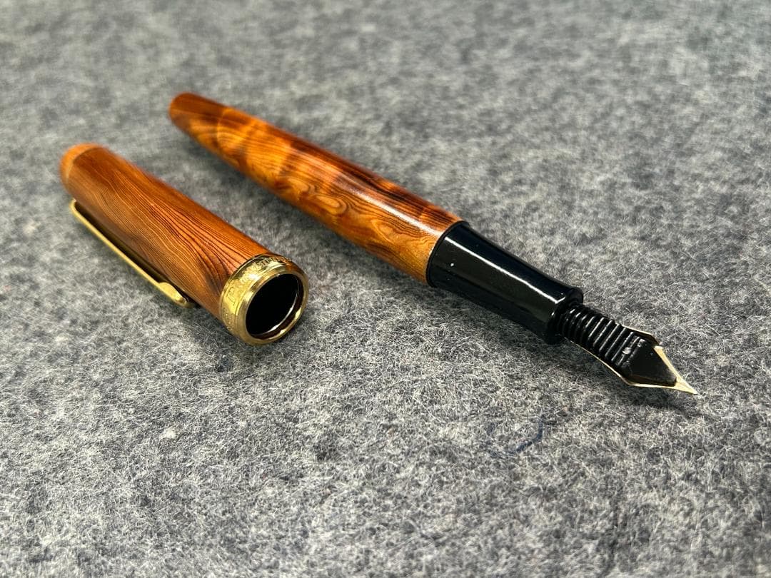 プラチナ　屋久杉　万年筆　#3776　中古