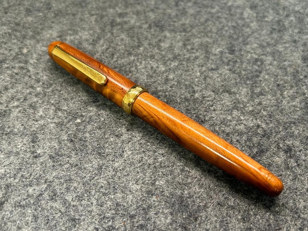 プラチナ　屋久杉　万年筆　#3776　中古