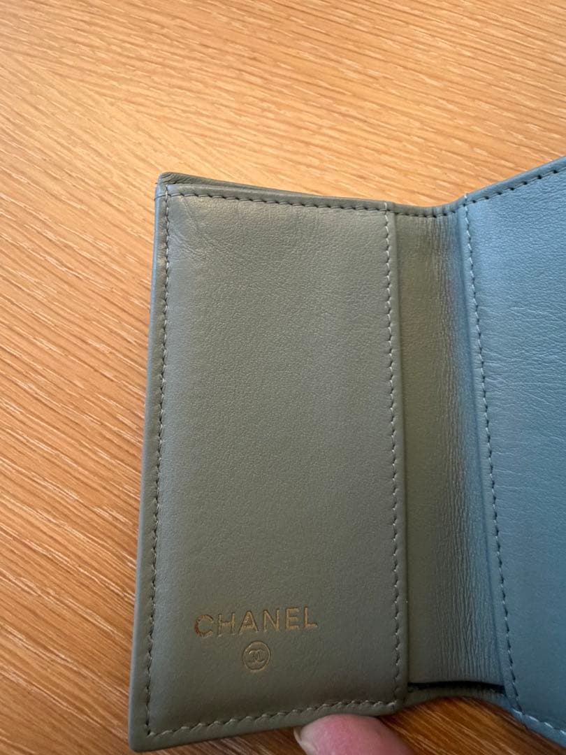 CHANEL マトラッセ　コンパクト財布