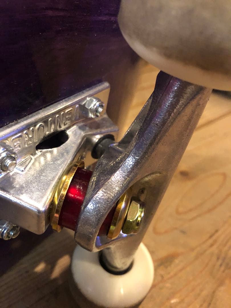 専用品　　サンタクルーズ　スケートボード　8×31.28インチ　スケボー