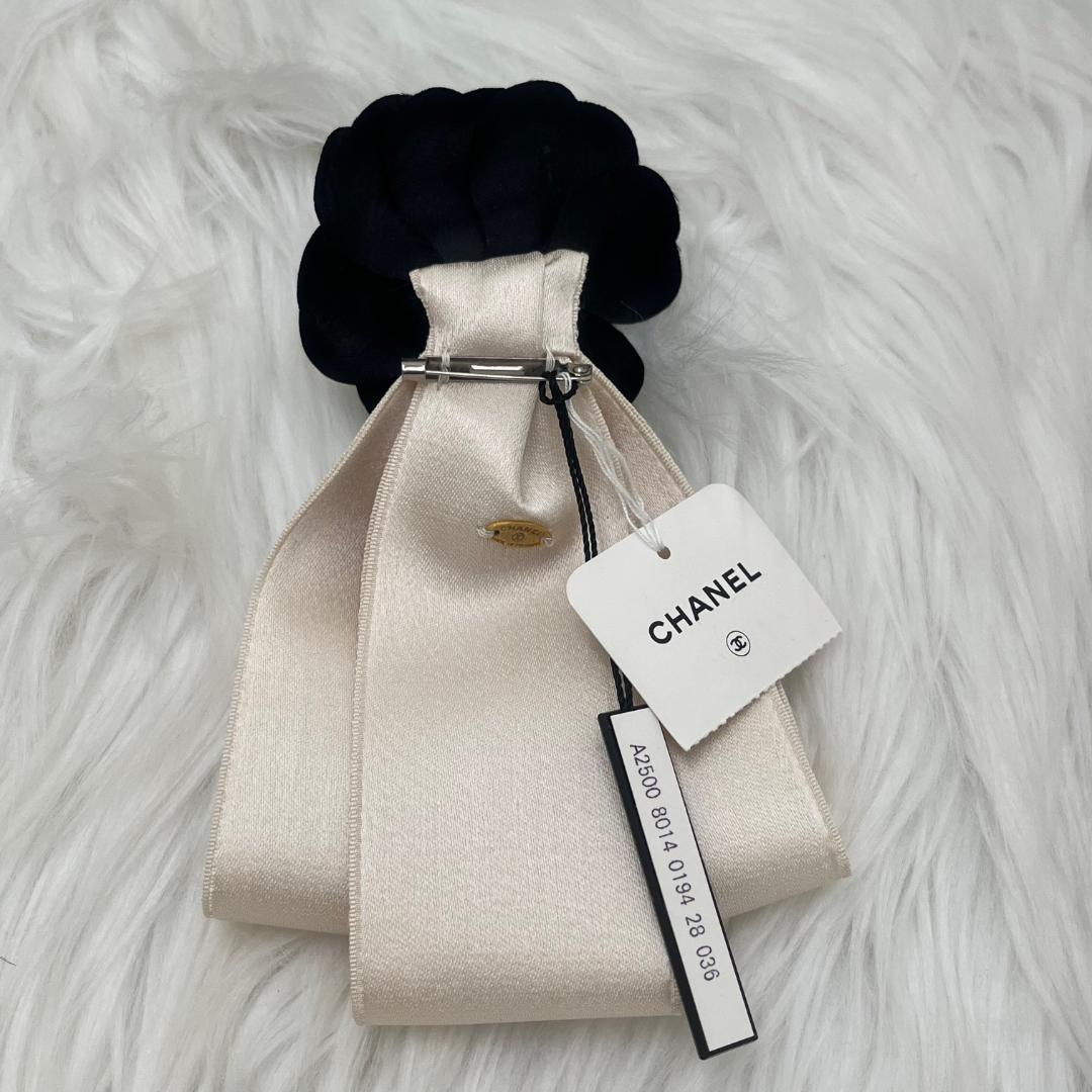 未使用タグ付き✨シャネル　CHANEL 　カメリア コサージュ　ブローチ　リボン