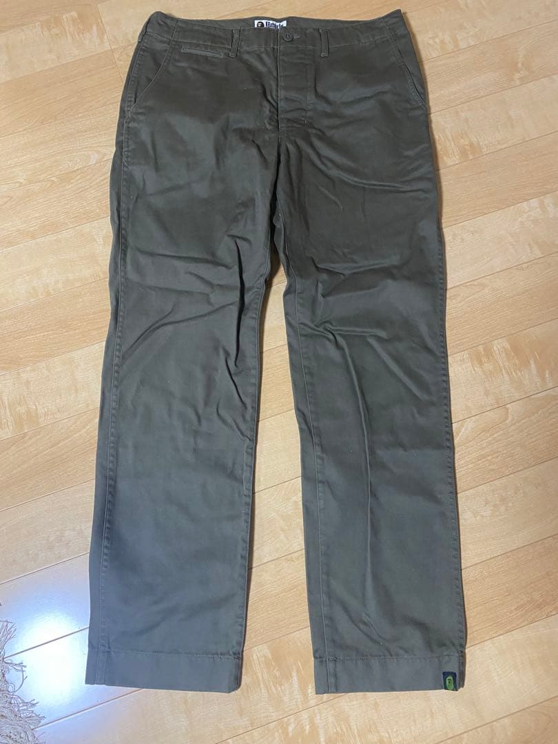 A BATHING APE チノパン オリーブ