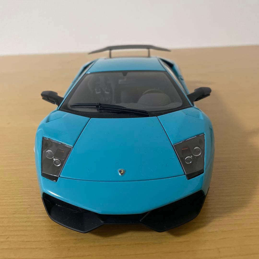 オートアート1/18ランボルギーニ　ムルシエラゴ　LP670-4SV