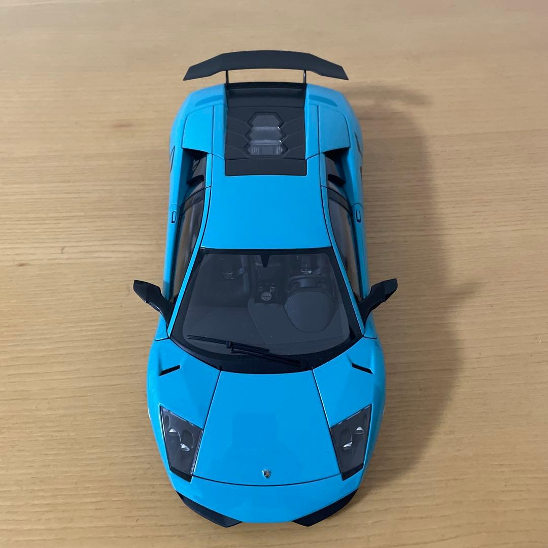 オートアート1/18ランボルギーニ　ムルシエラゴ　LP670-4SV