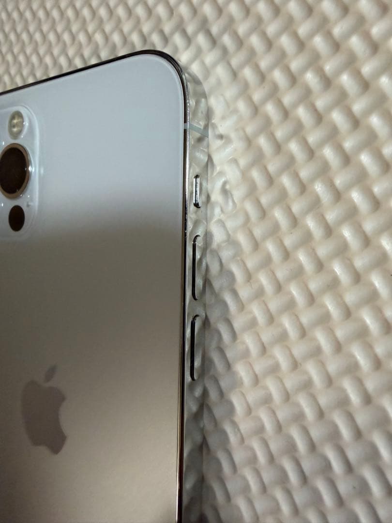 【シャッター音無し】iPhone12 pro 128GB SIMフリー　シルバー