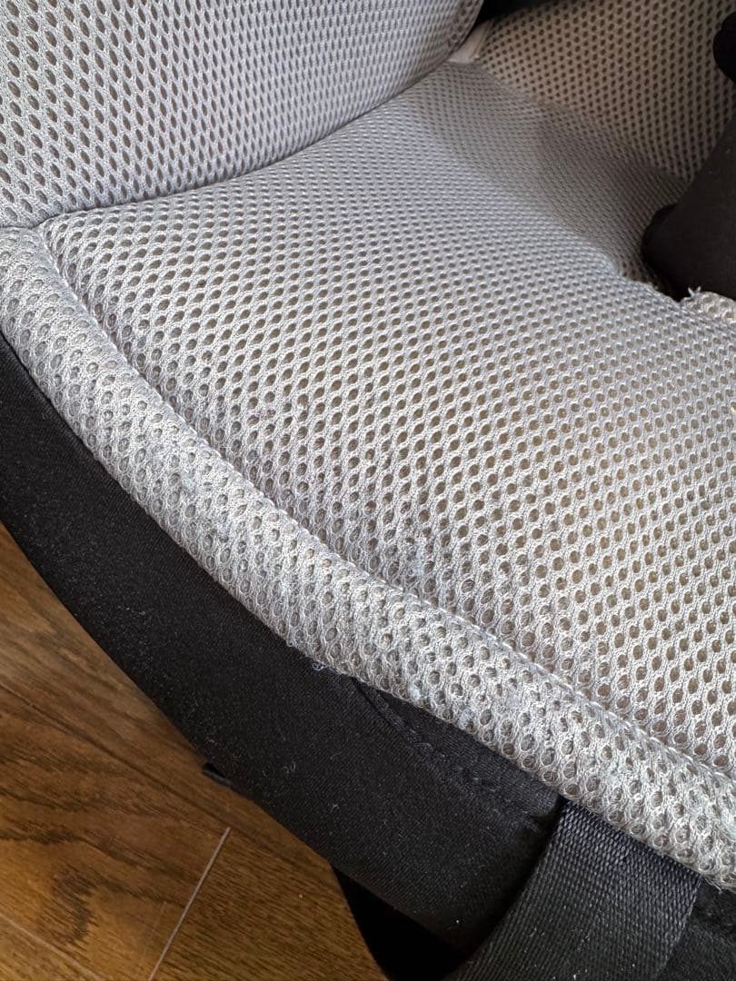 Combi THE S Air ISOFIX エッグショック