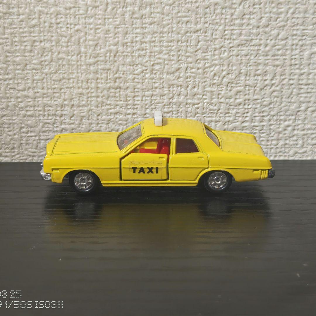 TOMICA　トミカ　ダッジコロネット　カスタムタクシー　箱付き