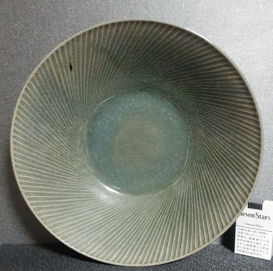 栃木那須町　八染窯【和田厚】作　青磁　鎬(しのぎ)文　35.1cm 平鉢　共箱