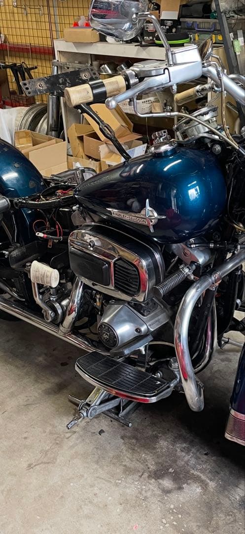 ショベルヘッドタンクエンブレムエボパン純正FLチョッパー