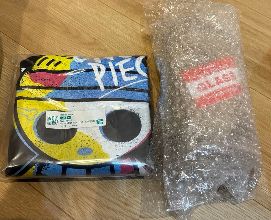 ネットフリックス当選品　ワンピースTシャツグラス