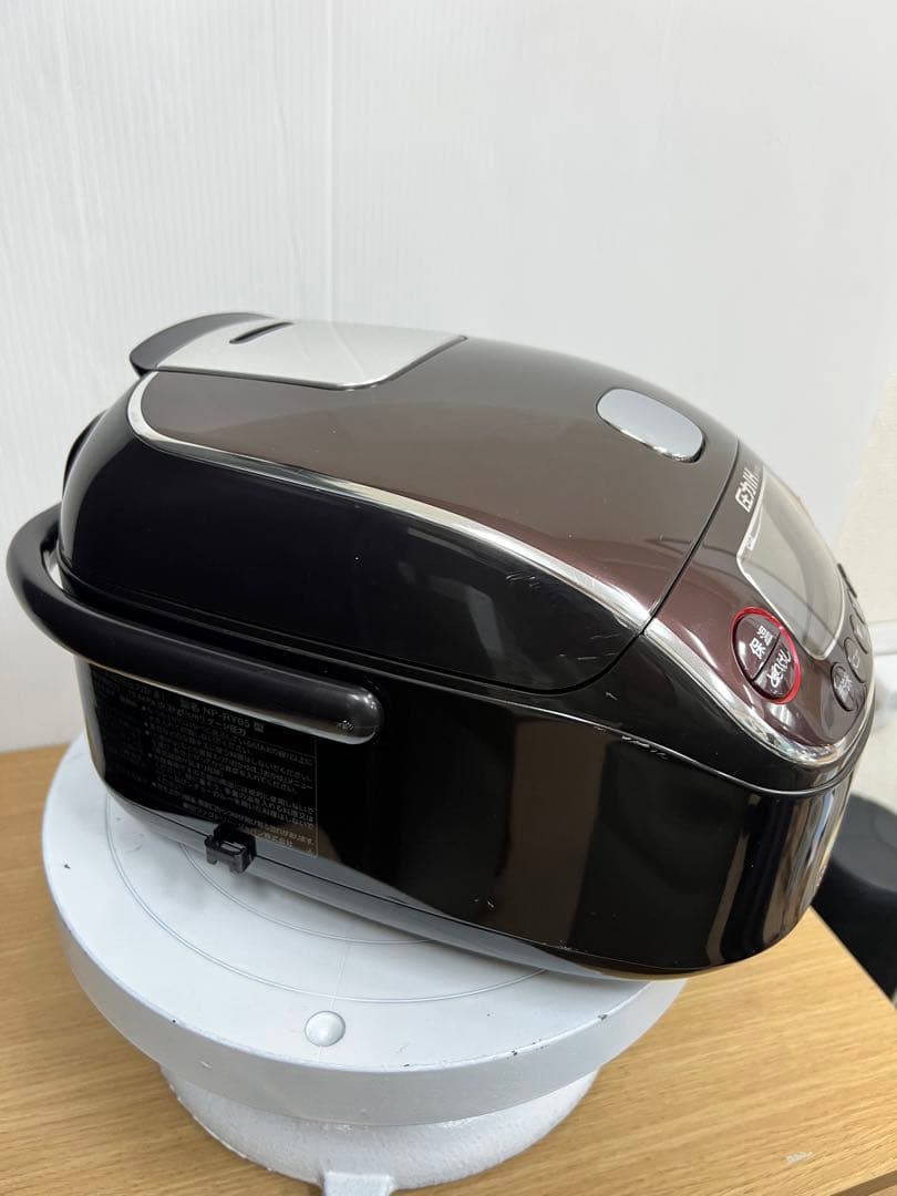 ZOJIRUSHI 圧力IH炊飯器 NP-RY05 0.54L 2020年製