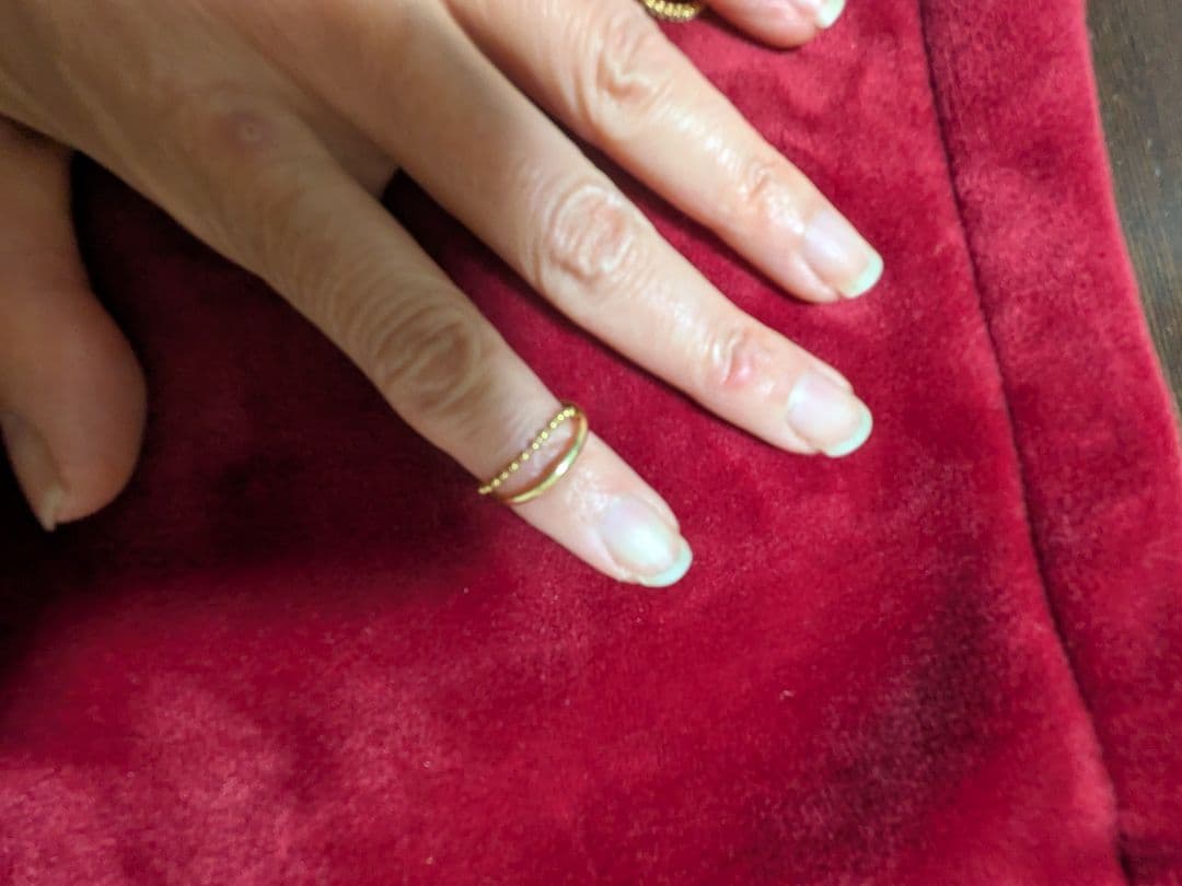 【週末値下げ】百貨店　正規店購入　4℃　ゴールドK18金　7号