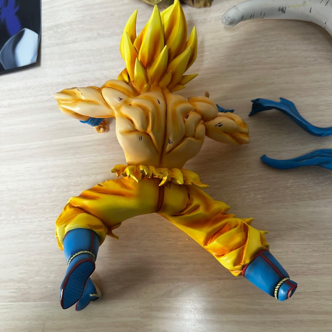 ドラゴンボール 超サイヤ人ゴクウ フリーザ フィギュアセット