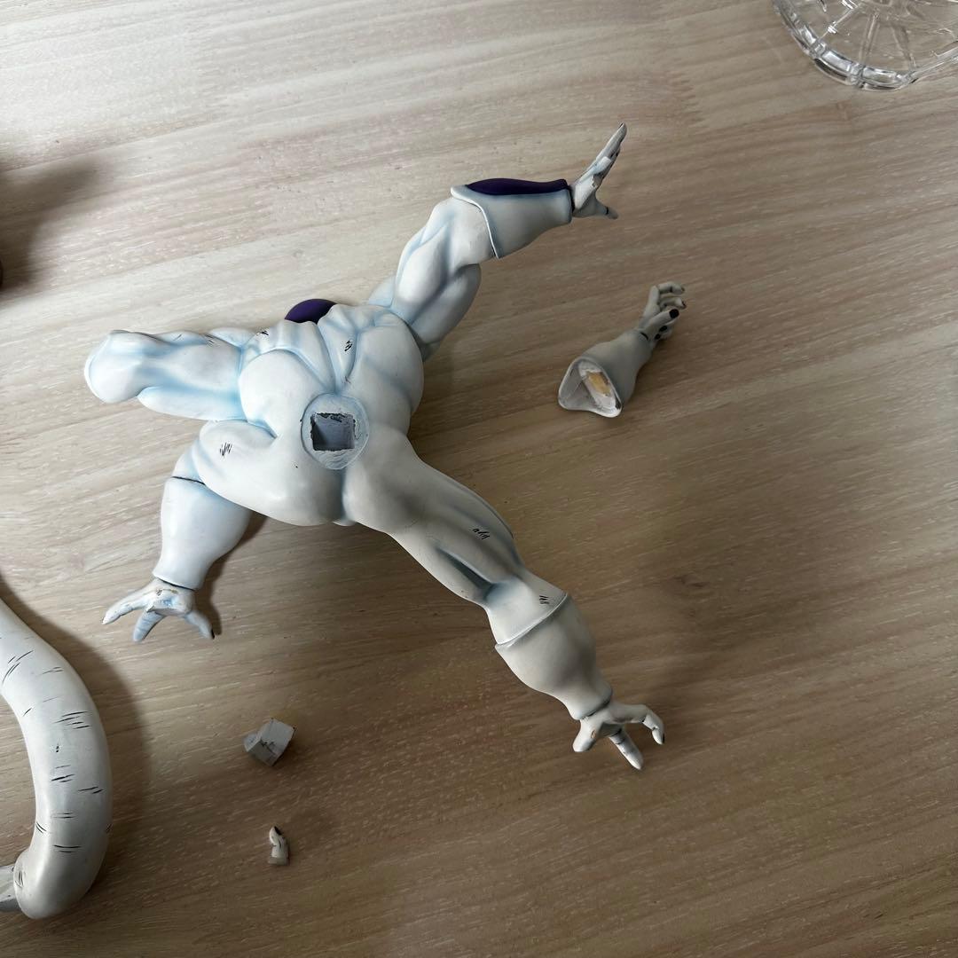 ドラゴンボール 超サイヤ人ゴクウ フリーザ フィギュアセット