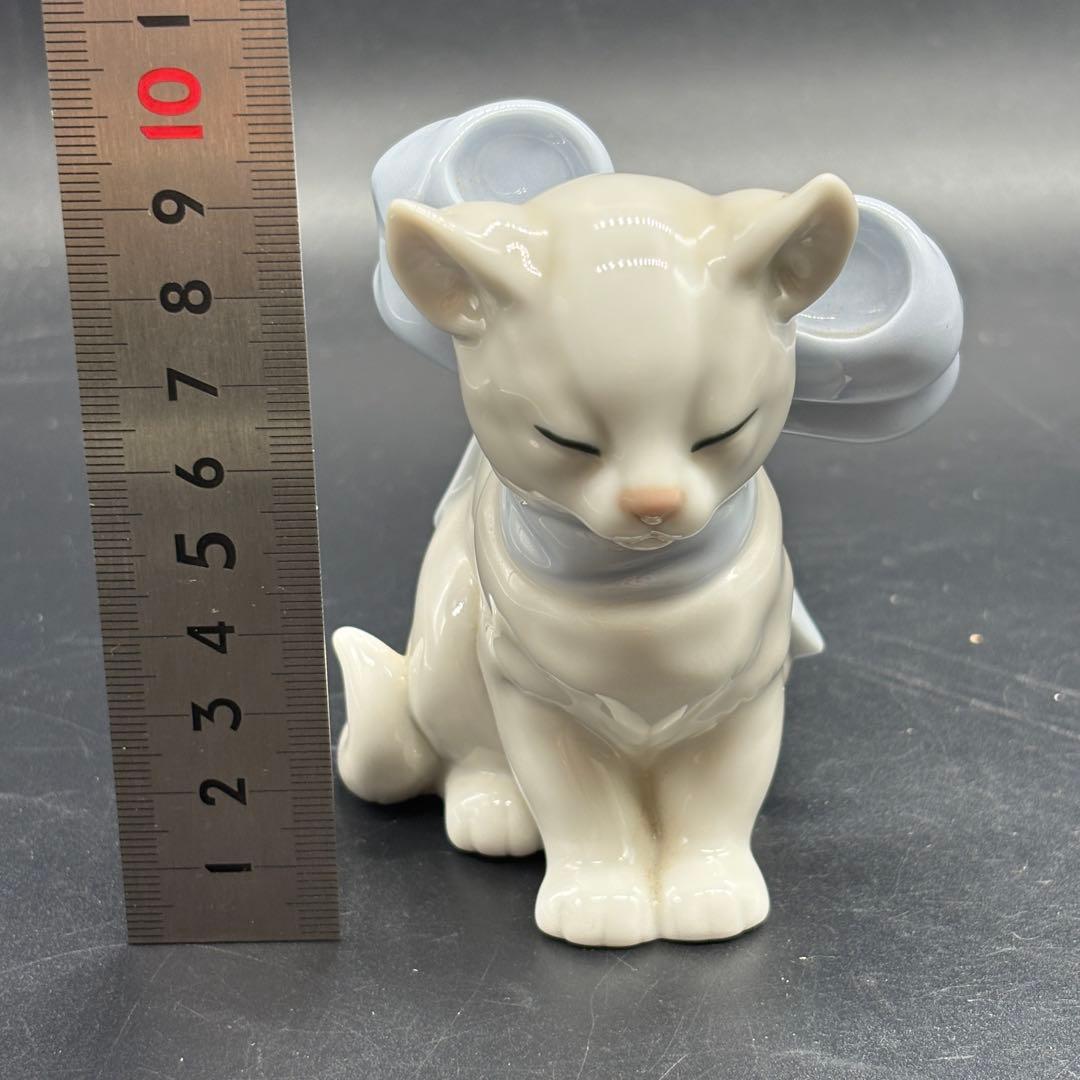 リヤドロ姉妹ブランドNAO　置物 フィギュリン 猫　リボン　　no.170