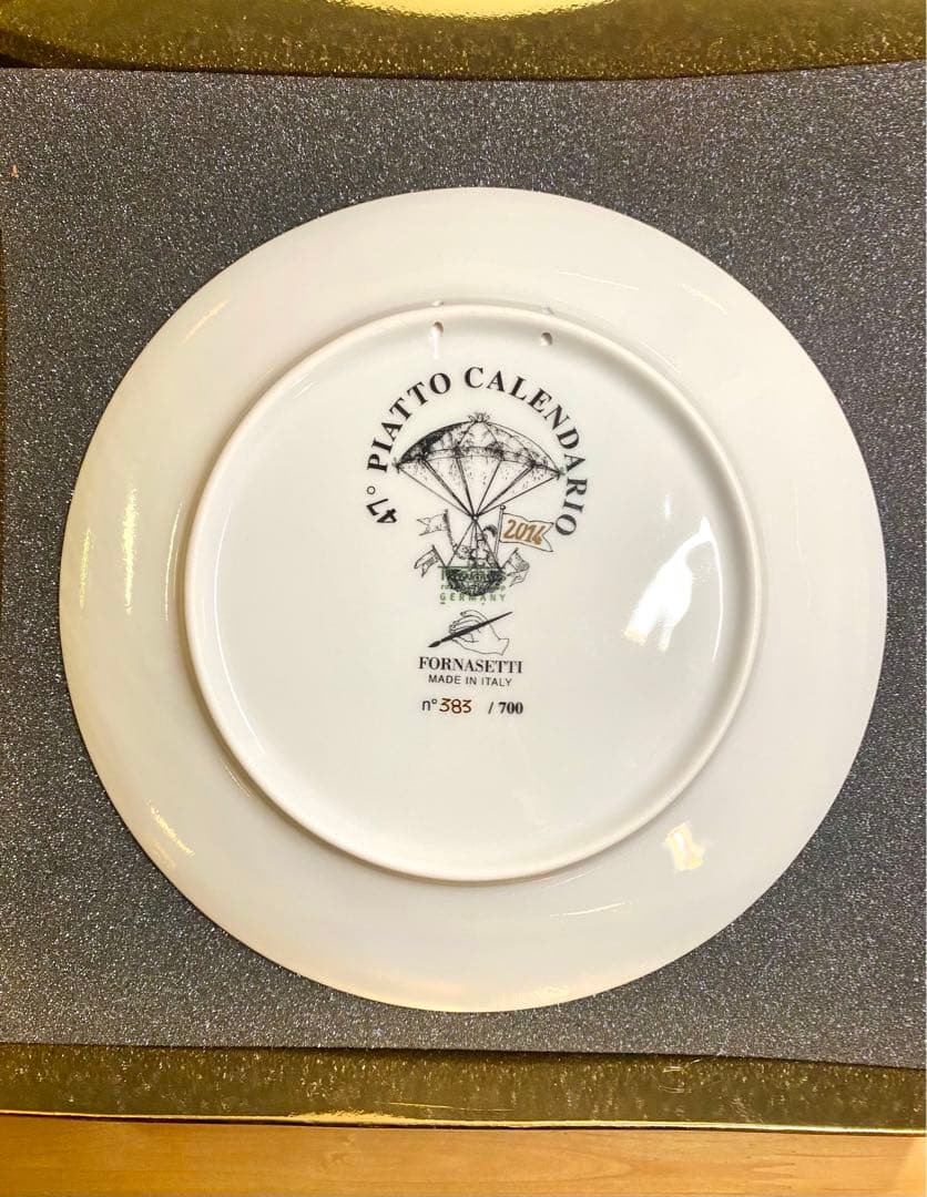 フォルナセッティ 世界700枚限定 希少 入手困難ポーセリンプレート。