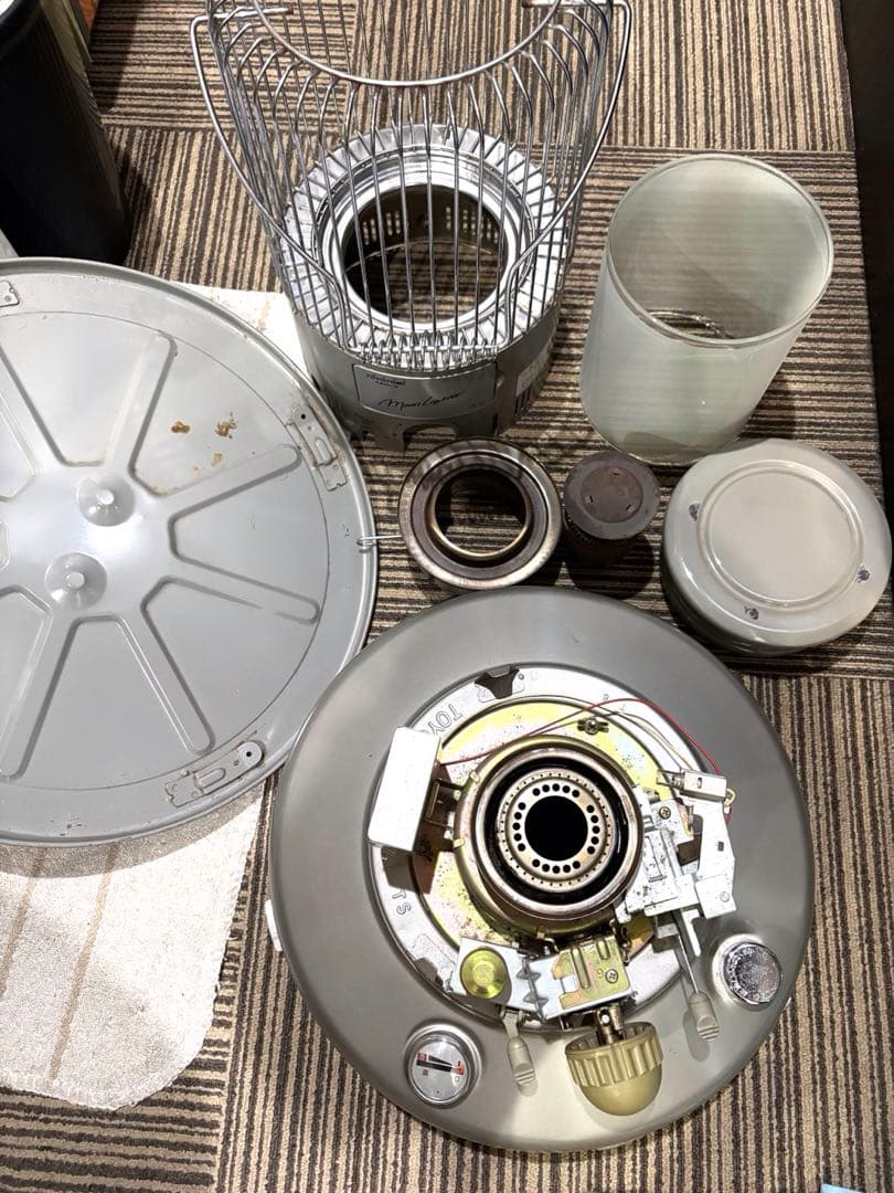 トヨトミ　石油ストーブ ＭＬ-21 シルバー　分解清掃済み